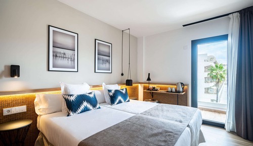 Double Room, Balcony, Pool View