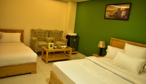 Triple Room