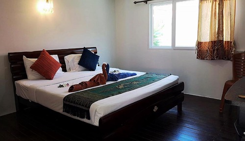 Deluxe Room, Patio