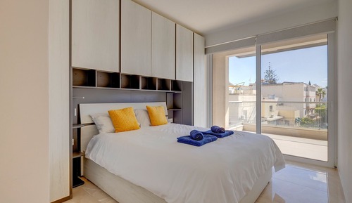 Apartment (1 Bedroom)