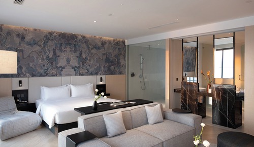 Premier Suite