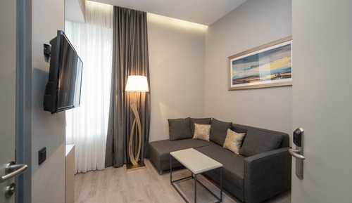 Executive Suite, Multiple Beds, Non Smoking
