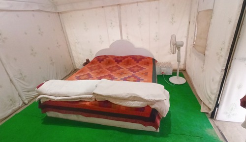Deluxe Tent