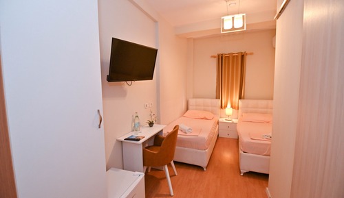 Deluxe Room, 2 Twin Beds