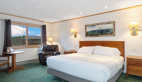 Standard King Room