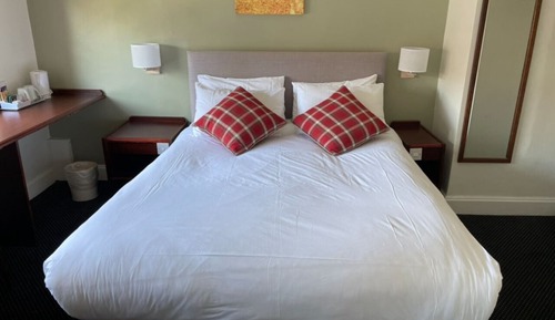 Standard Double Room, Ensuite