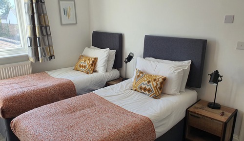 Standard Twin Room
