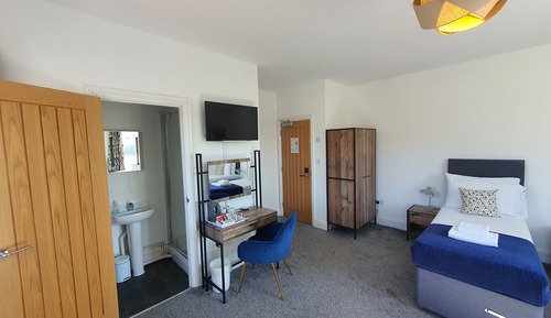 Basic Triple Room