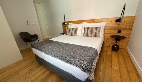 City Apartment, Multiple Beds (2 a)