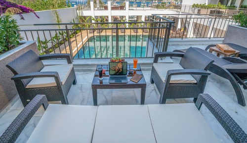 Comfort Double or Twin Room, Pool View