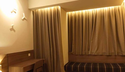 Super Deluxe King Studio Suite