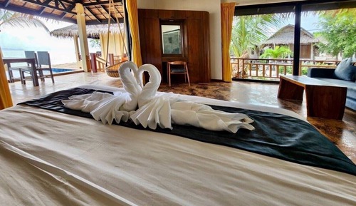 Beachfront Private Pool Villa