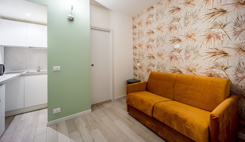 Studio, Refrigerator & Microwave