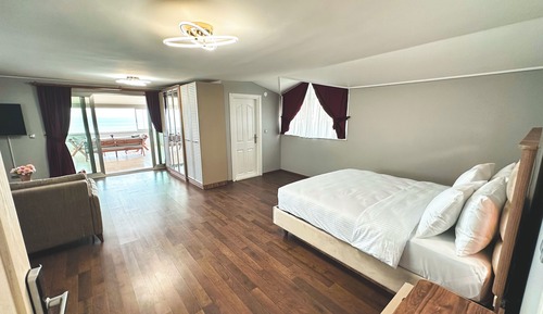 Presidential Room