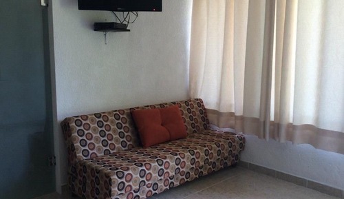 Basic Suite, 1 King Bed