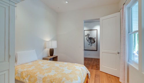 House (4 Bedrooms)