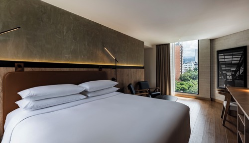 Suite, 1 King Bed, Non Smoking