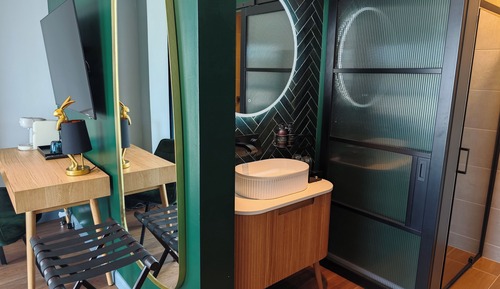 Deluxe Room, Balcony, Harbor View