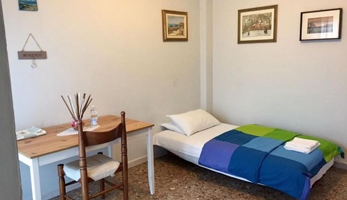 Deluxe Single Room