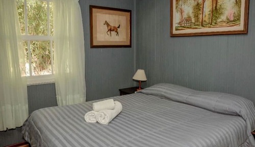 Basic Chalet, 1 Queen Bed