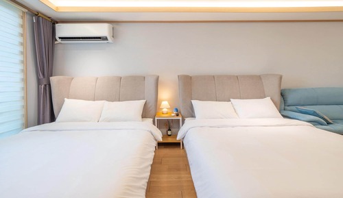 Basic Room, 1 Bedroom (203(Side Ocean View, Twin Bed))