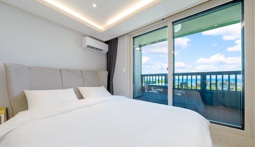Basic Room, 1 Bedroom (302(ocean view))
