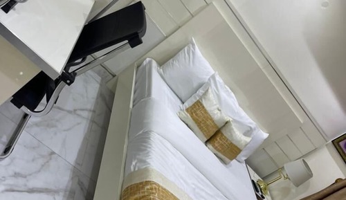 Classic Single Room