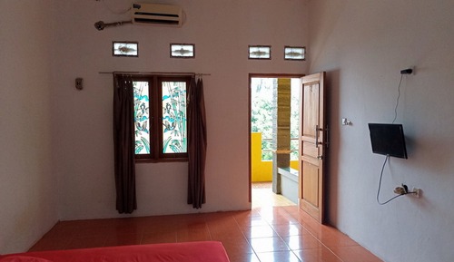 Superior Single Room