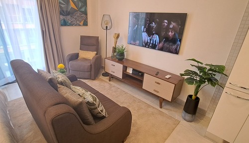 Deluxe Studio Suite