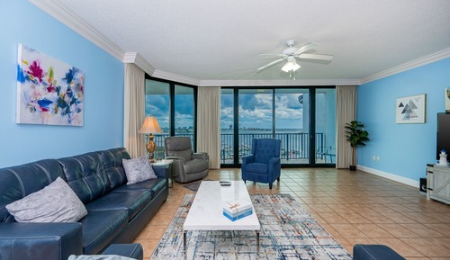 Condo, 3 Bedrooms