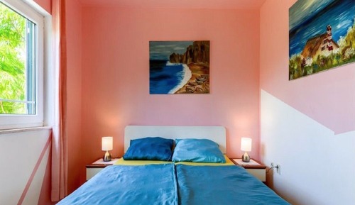 Apartment (Three Bedroom Apartment with Terrace)