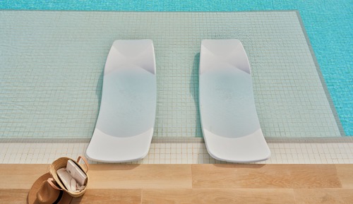 Superior Room (Swim Up)