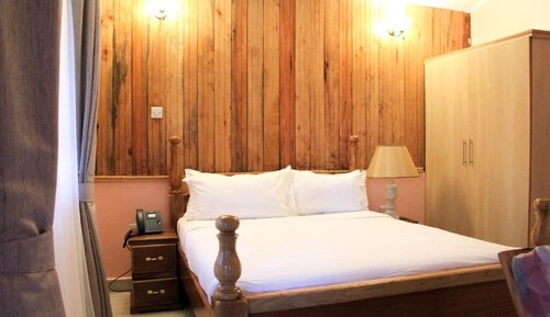 Executive Room