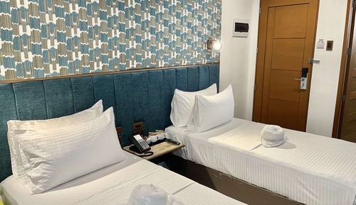 Standard Twin Room