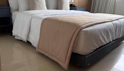 Premium Room, 1 Queen Bed, Accessible, Non Smoking