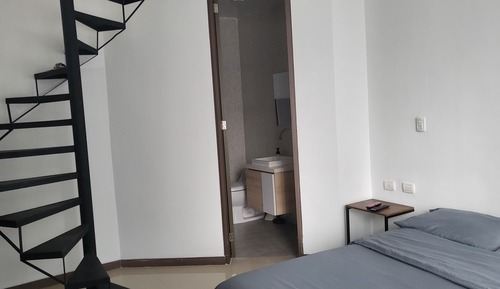Basic Duplex, 1 Queen Bed with Sofa bed (#7 Comodo Duplex)