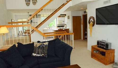 Condo, 2 Bedrooms