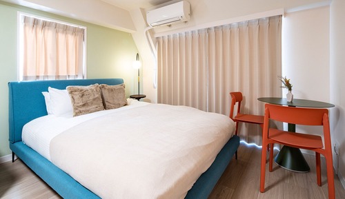 Deluxe Studio Apartment