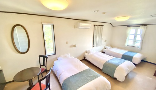 Deluxe Triple Room, 3 Twin Beds, Ocean View