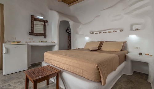 Romantic Double Room (Volcano)
