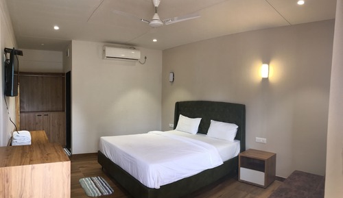 Cottage Room