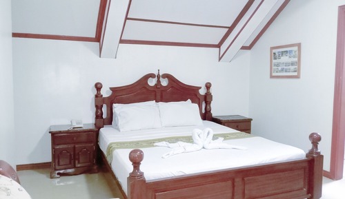 Economy Suite