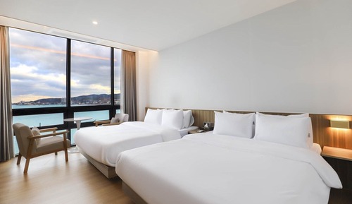Family Twin Room