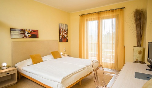 Junior Suite, Balcony, Garden View