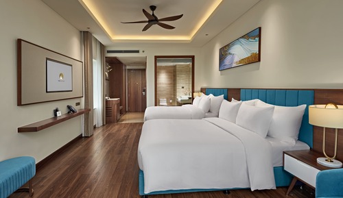 Premier Family Room with City View