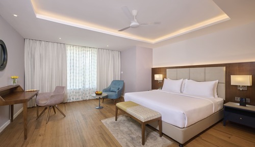 Deluxe Room, 1 King Bed