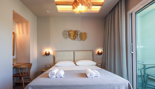 Junior Suite (Inland View)