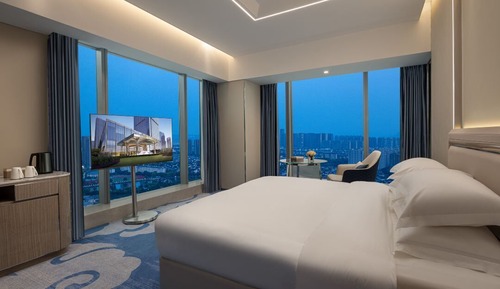 Deluxe Room, Multiple Beds, View
