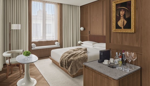 Superior Room, 1 King Bed, Non Smoking