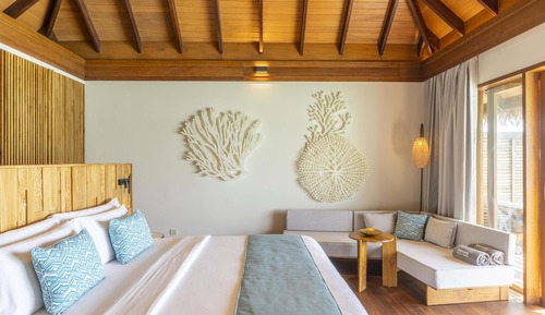 Villa (Sunset Water)